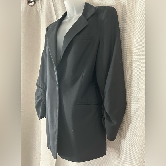 H&M long & lean blazer - Picture 2 of 7